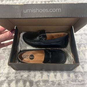 Umi shoes Metro Black Leather Slip-On Loafers